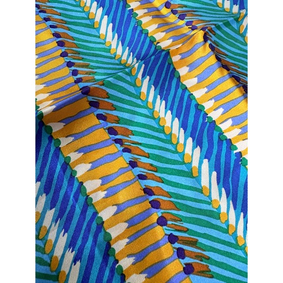Talbots Women 100% Silk Scarf Blue Green Yellow Geometric Chevron Tapered 44x14 - Picture 4 of 5